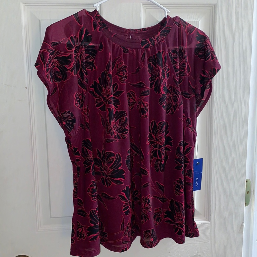NWT APT. 9 red and black floral blouse